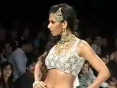 Royal jewellery collection by Golecha Jewellery at IIJW