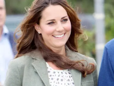 Kate's 1st Appearance Since Royal Birth