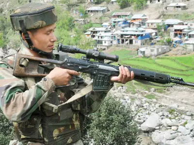 Indian Army Warns Pak Troops
