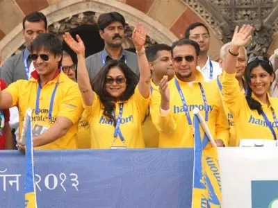 Mumbai Marathon 2013 sees wide participation from businessmen to actors