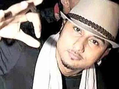 FIR against rapper Honey Singh for ‘obscene’ lyrics