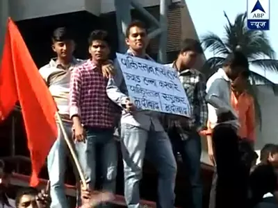 Shiv Sena Protests Against Pak Hockey Players