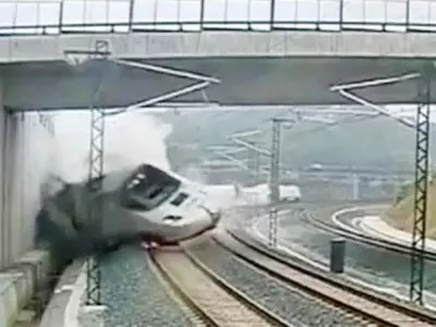 Shocking CCTV footage: Spain train crash