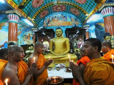 Prayers continue at Mahabodhi Temple, visitors barred for now