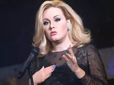 Adele wax figure unveiled at Madame Tussauds