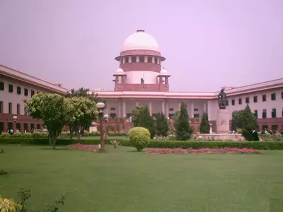 Disqualify convicted MPs, MLAs: SC