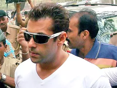Salman Khan Warns His Staff!