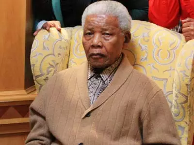 Nelson Mandela In Hospital With Lung Infection