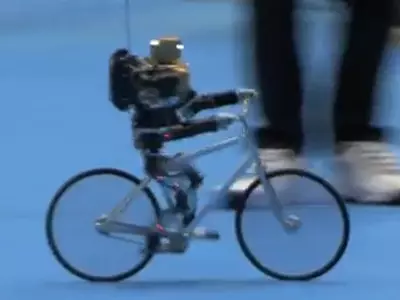 Amazing Cycle Riding Robot