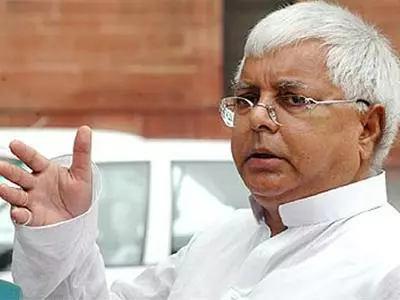Nitish Is ‘Parrot Of RRS & BJP’: Lalu