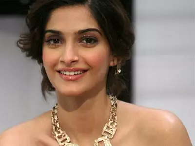 There Is No Man In My Life: Sonam Kapoor
