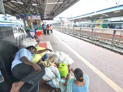 Telangana row: Common man suffers in Andhra