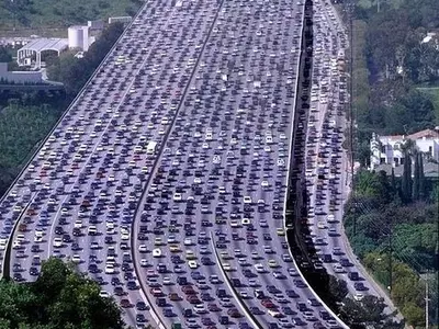 100-km Chinese Traffic Jam