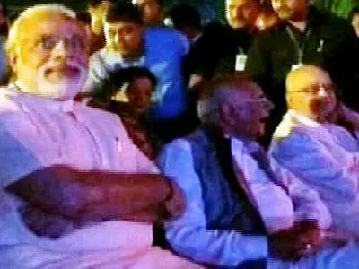 Advani, Modi meet at Jethmalani’s residence