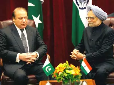 PM meets Nawaz Sharif, raises issue of terrorism emanating from Pak soil