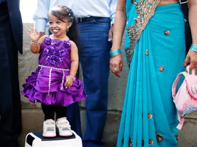 World's Shortest Woman Visits New York