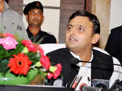 Secular Third Front Will Emerge: UP CM