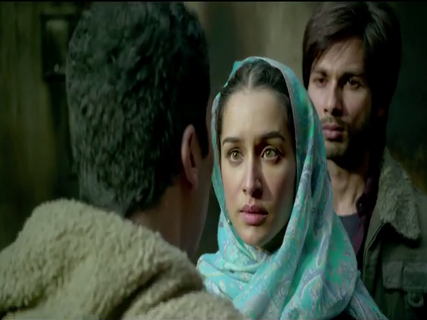Haider's New Song 'Aao Na' Is Quite Wacky!